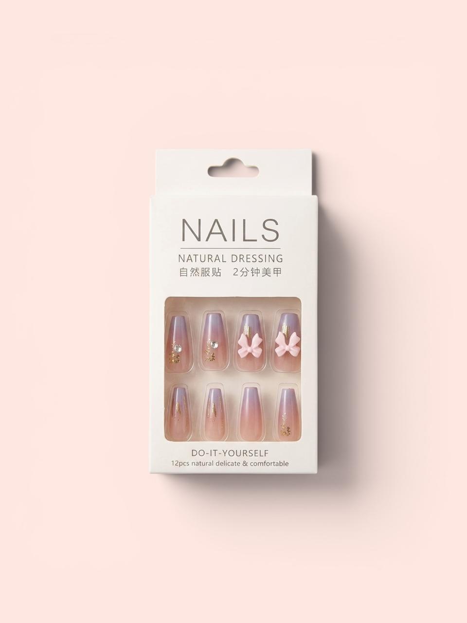 False Nails